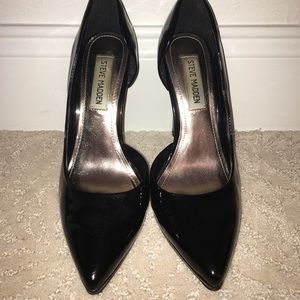 Pointed patent black Steve Madden heels‼️‼️‼️‼️